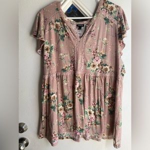 Torrid floral blouse